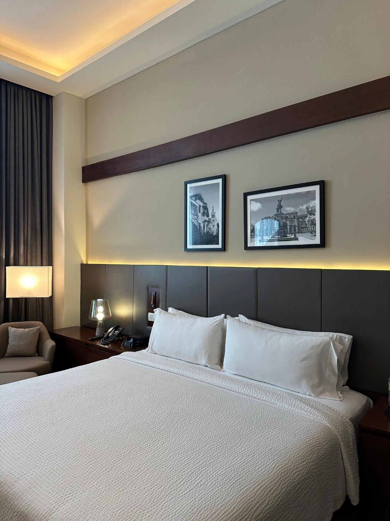 Holiday Inn Santo Domingo By Ihg Экстерьер фото A bedroom at the hotel